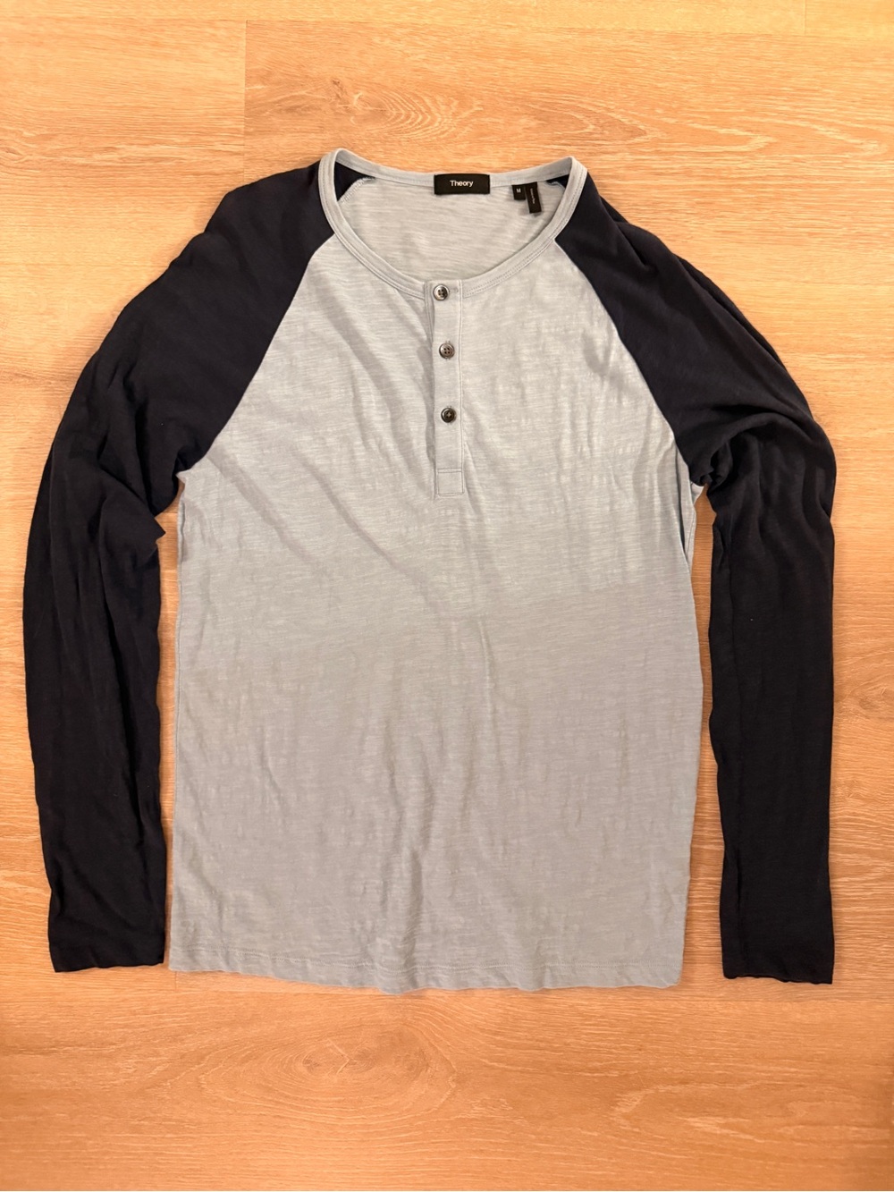 Theory Long Sleeve Henley Size Medium